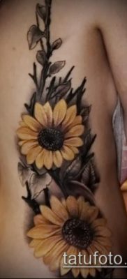 napraforgó tetoválás fotó (jelentése) - példa egy érdekes tetoválási tervre - 068