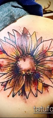 napraforgó tetoválás fotó (jelentése) - példa egy érdekes tetoválási rajzra - 019