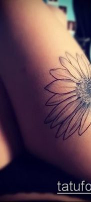 napraforgó tetoválás fotó (jelentése) - példa egy érdekes tetoválási rajzra - 008