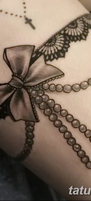 fotó harisnyakötő tetoválásról, kelt 2017. 03. 09. 145. szám - Harisnyakötő tetoválás -