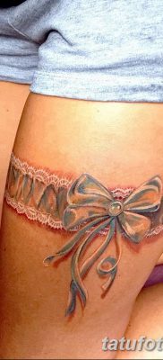 fotó harisnyakötő tetoválásról, kelt 2017. 03. 09. 176. szám - Harisnyakötő tetoválás -