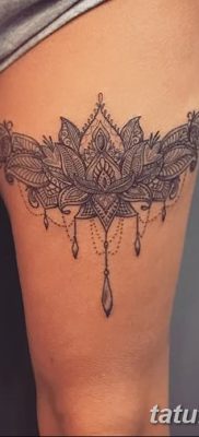 fotó harisnyakötő tetoválásról, kelt 2017. 03. 09. 206. szám - Harisnyakötő tetoválás -