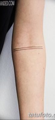 fotó tetoválás egyenes vonal (szalag) kelt 2017.08.11. №135 - Egyenes vonalú tetoválás