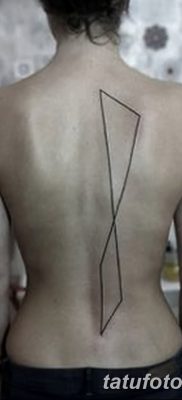 fotó tetoválás egyenes vonal (szalag) kelt 2017.08.11. №136 - Egyenes vonalú tetoválás