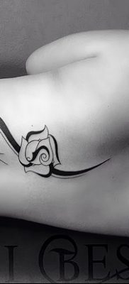 fotó tetoválás egyenes vonal (szalag) kelt 2017.08.11. №014 - Egyenes vonalú tetoválás