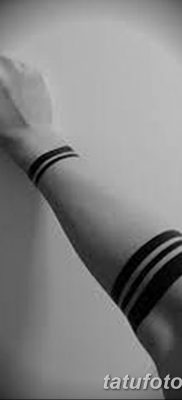 fotó tetoválás egyenes vonal (szalag) kelt 2017.08.11. №019 - Egyenes vonalú tetoválás