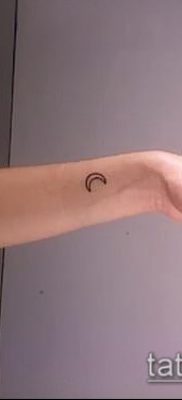 fotó a félhold tetoválásról (jelentése) - egy példa egy érdekes tetoválás -tervezésre - 023