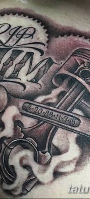 fotó egy dugattyús tetoválásról, 2018. 03. 02. №078 - tetoválódugattyú -