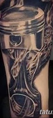 fotó egy dugattyús tetoválásról, dátum: 2018.03.02, 00001 - tetoválódugattyú -