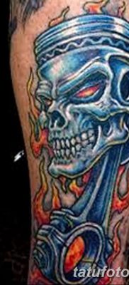 fotó egy dugattyús tetoválásról, 2018. 03. 02. №019 - tetoválódugattyú -