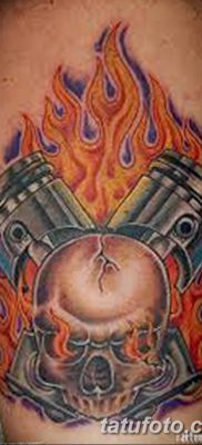 fotó egy dugattyús tetoválásról, 2018. 03. 02. №031 - tetoválódugattyú -