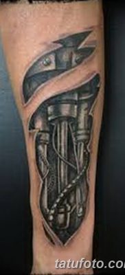 fotó egy dugattyús tetoválásról, 2018. 03. 02. №035 - tetoválódugattyú -