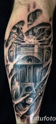 fotó egy dugattyús tetoválásról, 2018. 03. 02. №040 - tetoválódugattyú -