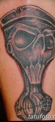 fotó egy dugattyús tetoválásról, 2018. 03. 02. №062 - tetoválódugattyú -