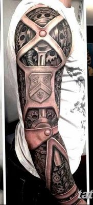 fotó egy dugattyús tetoválásról, 2018. 03. 02. №068 - tetoválódugattyú -