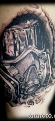 fotó a tetováló gázálarcról 2017.08.08. 138. szám - Tetováló gázálarc_