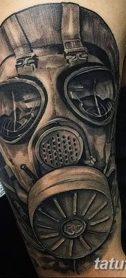 fotó a tetováló gázálarcról 2017.08.08. 155. szám - Tetováló gázálarc_