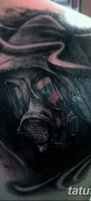 fotó a tetováló gázálarcról 2017.08.08. 162. szám - Tetováló gázálarc_