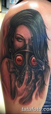 fotó a tetováló gázálarcról 2017.08.08. 165. szám - Tetováló gázálarc_