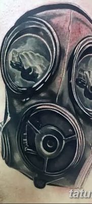 fotó a tetováló gázálarcról 2017.08.08. 174. szám - Tetováló gázálarc_