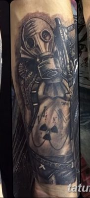 fotó a tetováló gázálarcról 2017.08.08. 193. szám - Tetováló gázálarc_