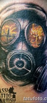 fotó a tetováló gázálarcról 2017.08.08. 043. szám - Tetováló gázálarc_