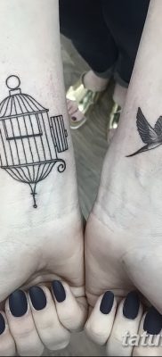 fotó a madár és ketrec tetoválásáról, kelt 2017. 08. 16 -án №142 - Tetovált madár és ketrec_