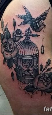 fotó madár és ketrec tetoválásról, kelt 2017.06.08. №048 - Tetovált madár és ketrec_