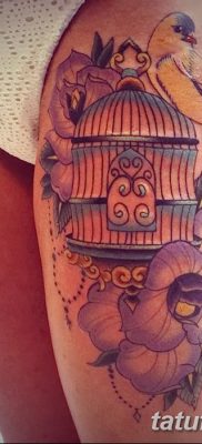 fotó egy madárról és egy ketrecből készült tetoválásról, 2017. augusztus 16 -án, 055. sz. - Tetovált madár és ketrec_