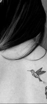 fotó a madár és ketrec tetoválásáról, kelt 2017. 08. 16 -án №056 - Tetovált madár és ketrec_