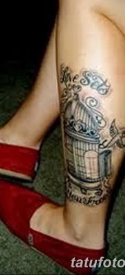 fotó madár és ketrec tetoválásról, 2017. augusztus 16 -án, 071. sz. - Tetovált madár és ketrec_