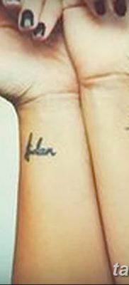 Fotó madártetoválásról a csuklón 2018.08.17. №146 - madár tetoválása a csuklón -