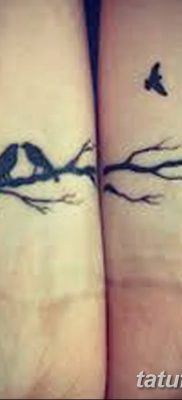Fotó madártetoválásról a csuklón 2018.08.17. №158 - madár tetoválása a csuklón -
