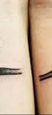 Fotó madártetoválásról a csuklón 2018.08.17. №184 - madár tetoválása a csuklón -