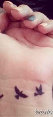 Fotó madártetoválásról a csuklón 2018.08.17. №190 - madár tetoválása a csuklón -