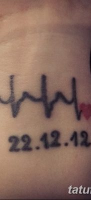 fotó tetoválás pulzusszám 2017.10.21 -től №001 - tetoválás pulzusszám -
