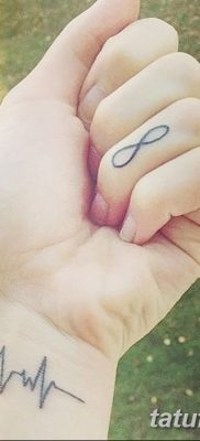 fotó tetoválás pulzusszám 2017.10.21 -től №008 - tetoválás pulzusszám -