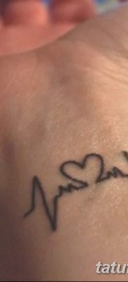 fotó tetoválás pulzusszám 2017.10.21 -től №027 - tetoválás pulzusszám -