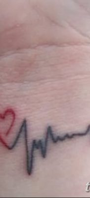fotó tetoválás pulzusszám 2017.10.21 -től №045 - tetoválás pulzusszám -