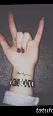fotó tetoválás pulzusszám 2017.10.21 -től №049 - tetoválás pulzusszám -
