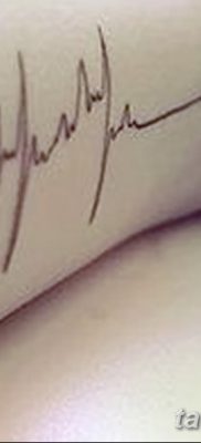 fotó tetoválás pulzusszám 2017.10.21 -től №075 - tetoválás pulzusszám -