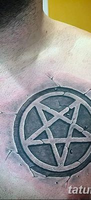fotó az ötágú csillag tetoválásról, dátum: 2018.03.23., 003 -tetoválás Ötágú csillag -