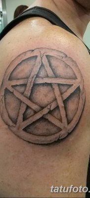fotó az ötágú csillag tetoválásról, dátum: 2018.03.03. №056 -tetoválás ötágú csillag -