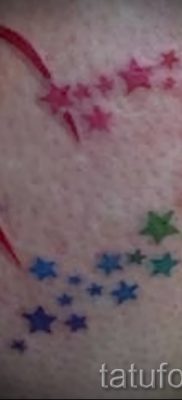 A szivárvány tetoválás eredeti változata a fotón - közzétételre a szivárványos rajz jelentéséről a tetoválásban