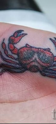 fotografija tetovaže raka za članak o značenju tetovaže sa slikom raka - tatufoto.ru - 8