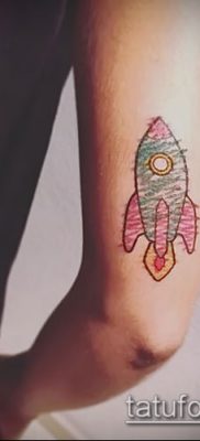Fénykép egy rakéta tetoválásról - 18072017 - példa - 070 Tattoo rakéta
