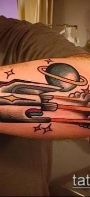 Fotó egy rakéta tetoválásról - 18072017 - példa - 071 Tattoo rakéta