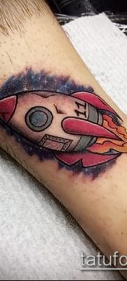 Fotó egy rakéta tetoválásról - 18072017 - példa - 075 Tetováló rakéta