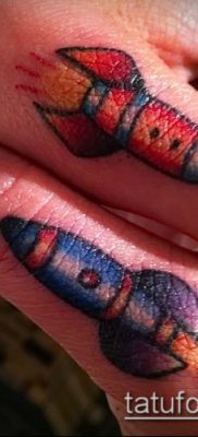 Fotó egy rakéta tetoválásról - 18072017 - példa - 120 Tattoo rakéta