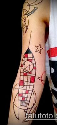 Fotó egy rakéta tetoválásról - 18072017 - példa - 131 Tattoo rakéta